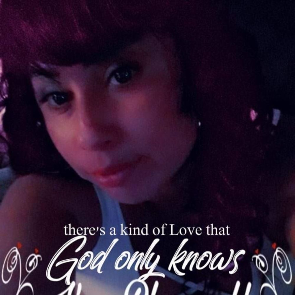 Meet your Posher, Angelique